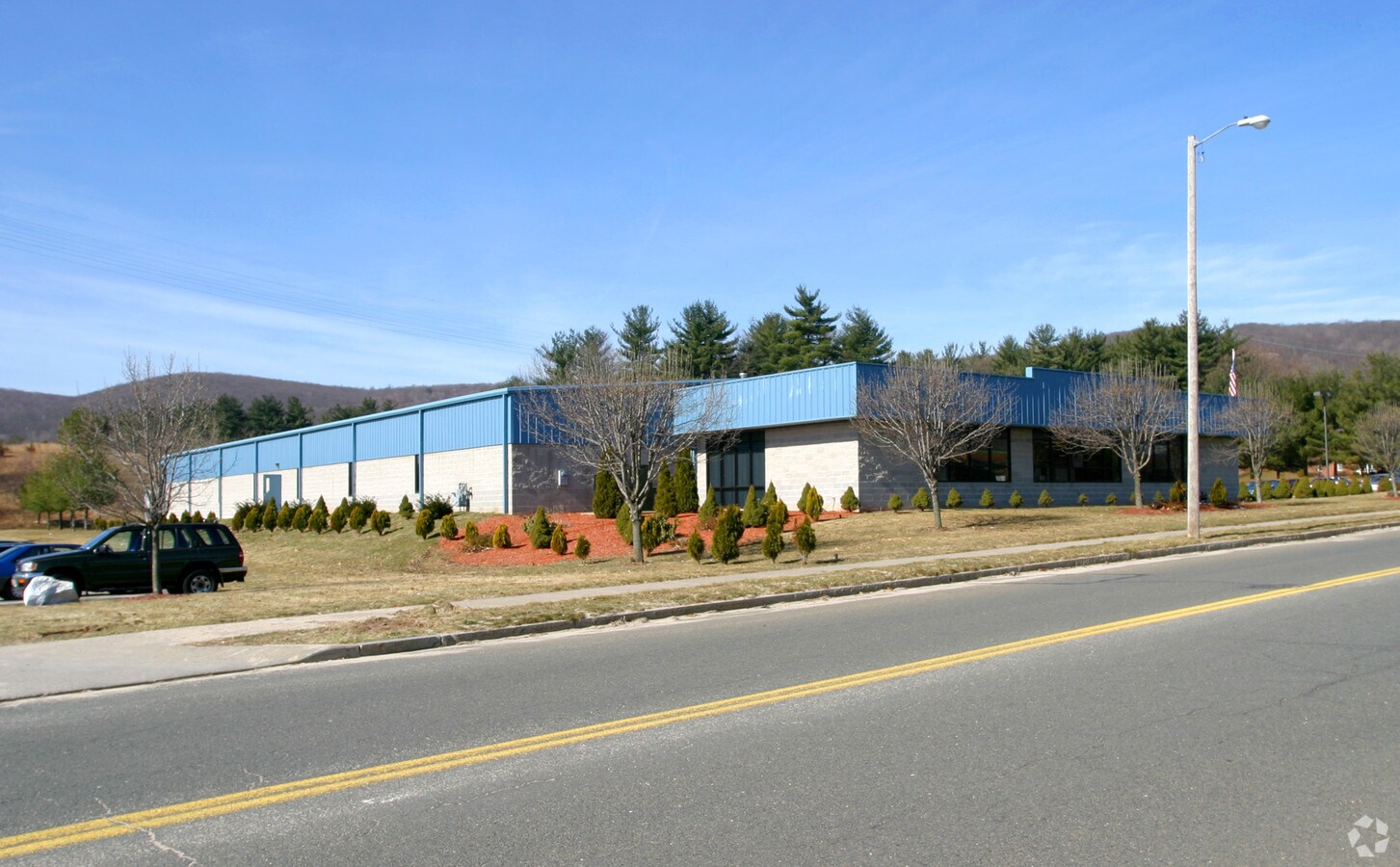 231 Century Dr, Bristol, CT, 06010 Manufacturing Property For Sale