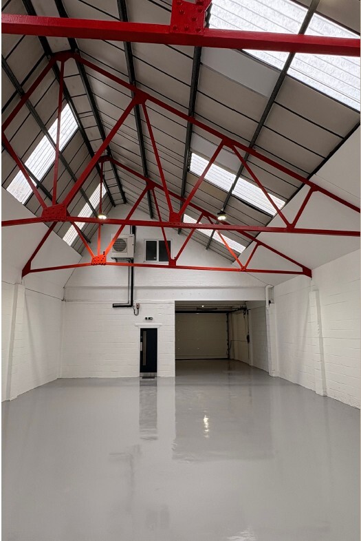 Cowley Rd, London for lease Interior Photo- Image 1 of 1