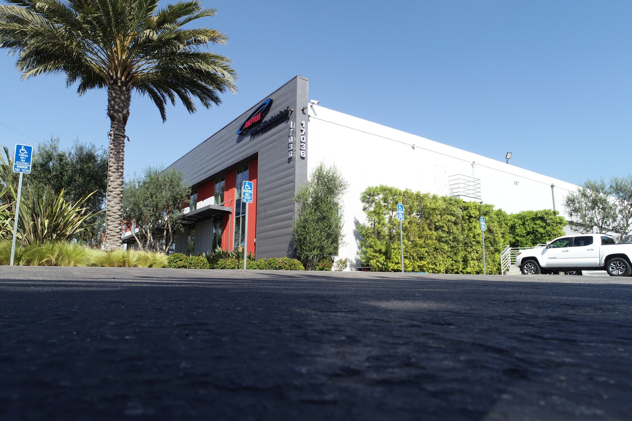 17036 Avalon Blvd, Carson, CA for sale Building Photo- Image 1 of 1