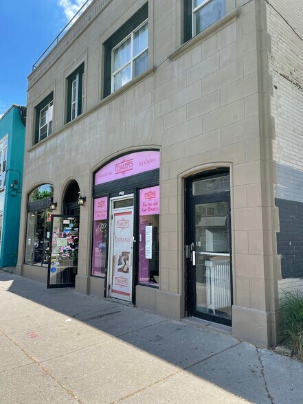 746 Elmwood Ave, Buffalo, NY for sale - Building Photo - Image 1 of 1