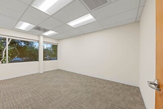 4350 Executive Dr, San Diego, CA for lease Interior Photo- Image 1 of 7