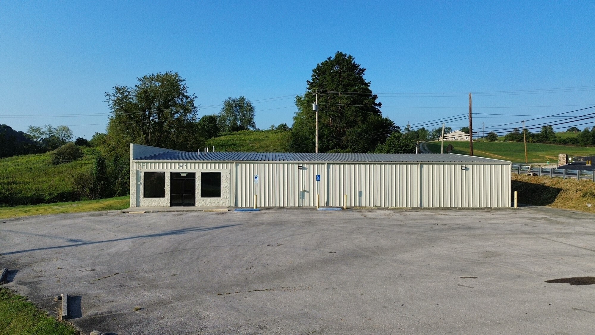 641 W Laurel Rd, London, KY for sale Building Photo- Image 1 of 1