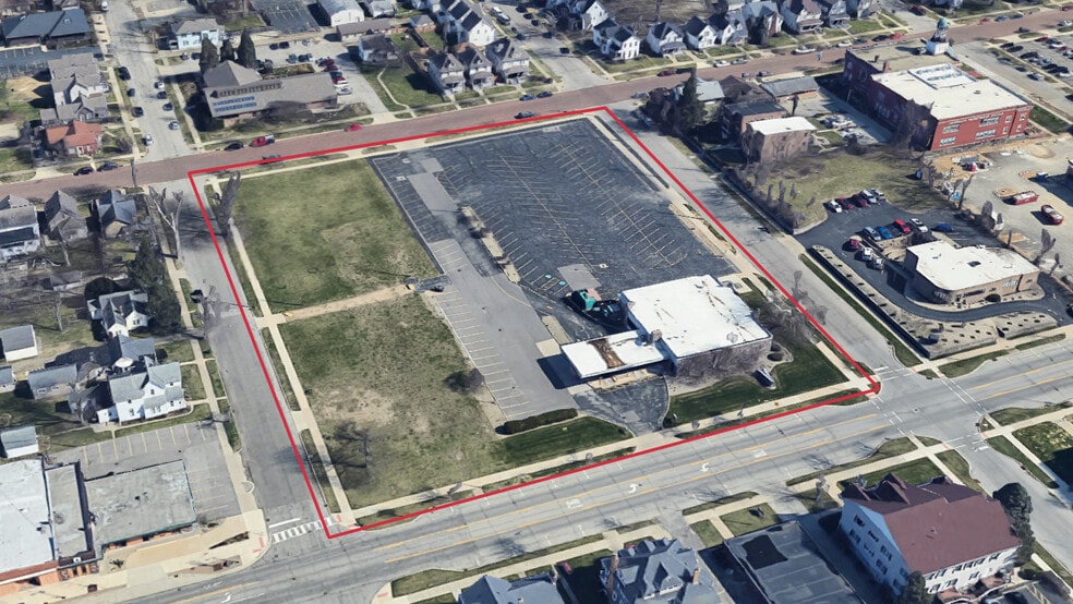 823 E Jefferson Blvd, South Bend, IN for sale - Building Photo - Image 2 of 3