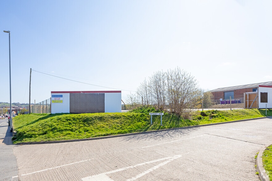 Dysart Rd, Grantham for lease - Building Photo - Image 3 of 4