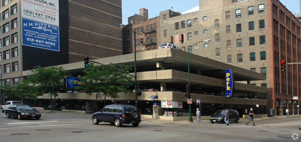 600 S Clark St, Chicago, IL for sale - Building Photo - Image 1 of 10