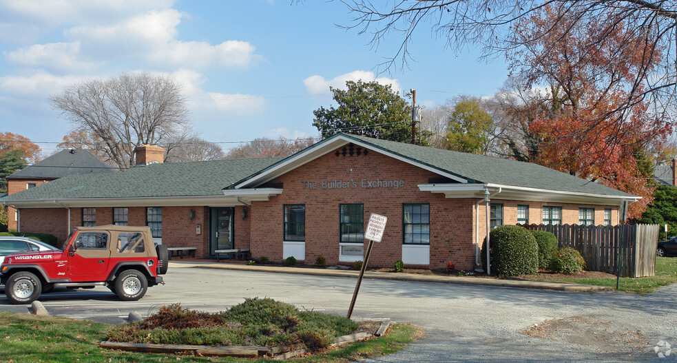 3207 Hermitage Rd, Richmond, VA for lease - Primary Photo - Image 1 of 6