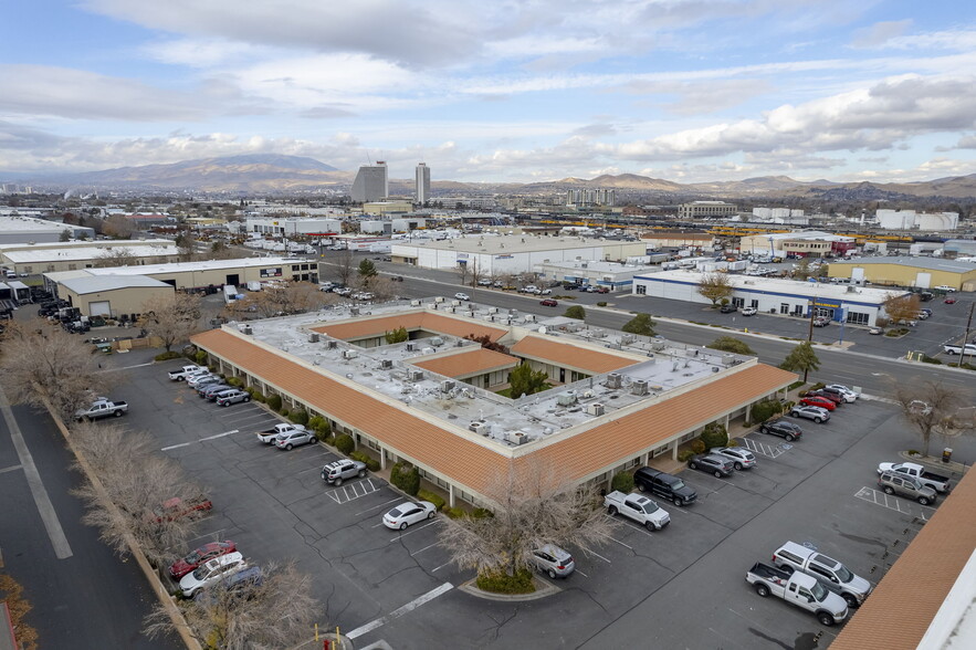 255 Glendale Ave, Sparks, NV for lease - Building Photo - Image 2 of 5