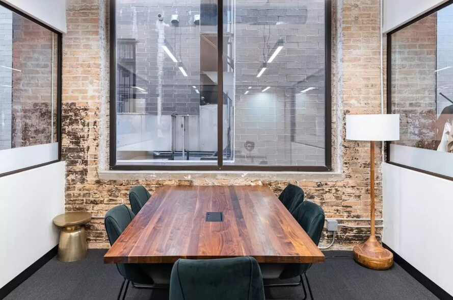 1714-1720 W Division St, Chicago, IL for lease - Building Photo - Image 1 of 14