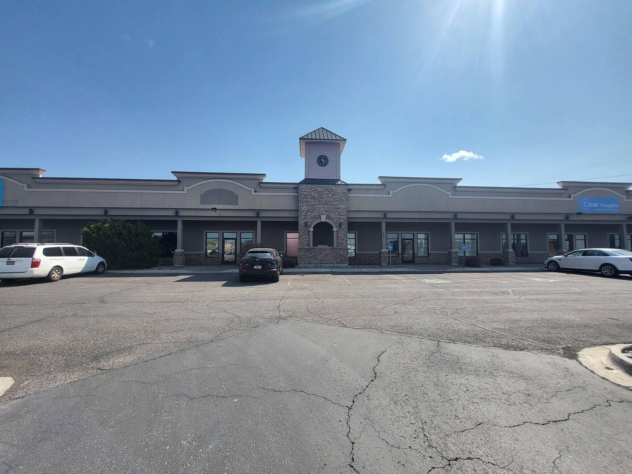 669 Pioneer Rd, Rexburg, ID for lease Building Photo- Image 1 of 20