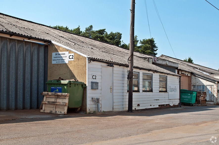 Chantry Ln, Storrington for lease - Primary Photo - Image 1 of 1