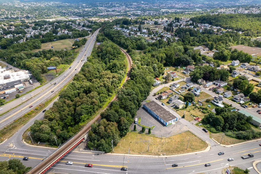 1100 Fulton St, Scranton, PA for sale - Building Photo - Image 2 of 16