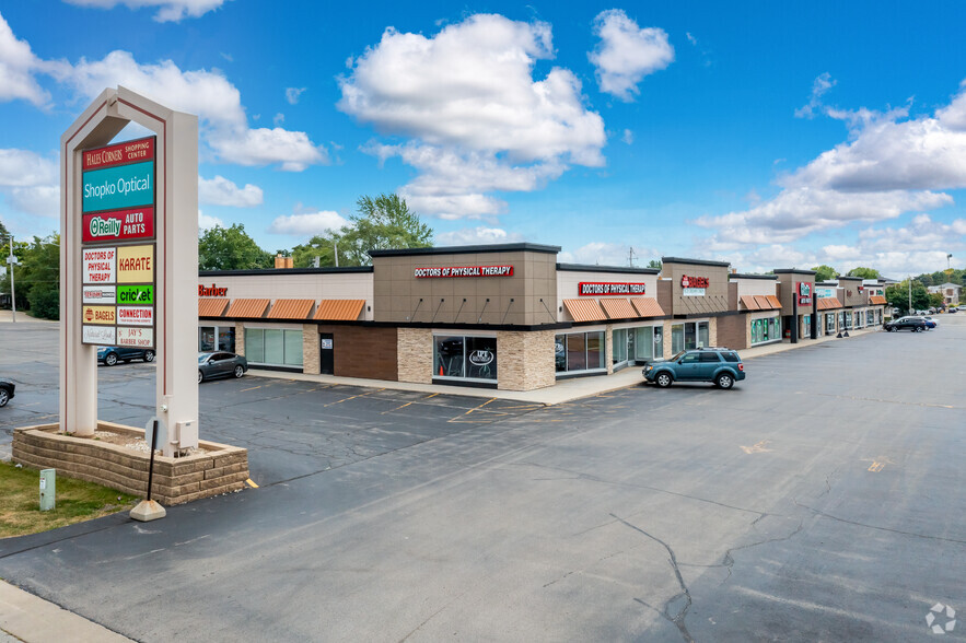 5700-5740 S 108th St, Hales Corners, WI for lease - Building Photo - Image 1 of 7