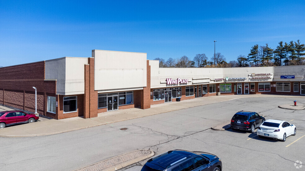 3770 Montrose Rd, Niagara Falls, ON for lease - Primary Photo - Image 1 of 6