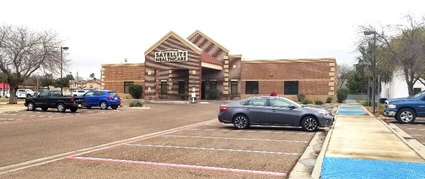 5501 Springfield Ave, Laredo, TX for sale - Building Photo - Image 1 of 1