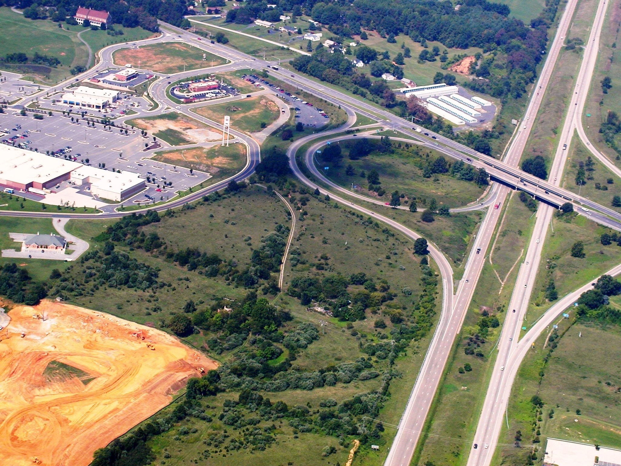 200 Shenandoah Village Dr, Waynesboro, VA for sale Primary Photo- Image 1 of 1