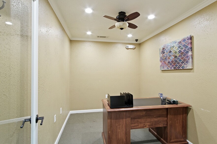 1485 Atlanta Ct, Turlock, CA for lease - Building Photo - Image 3 of 19