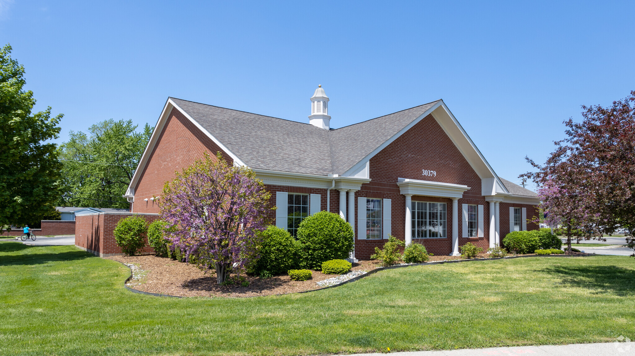 30379 Gratiot Ave, Roseville, MI for sale Building Photo- Image 1 of 5