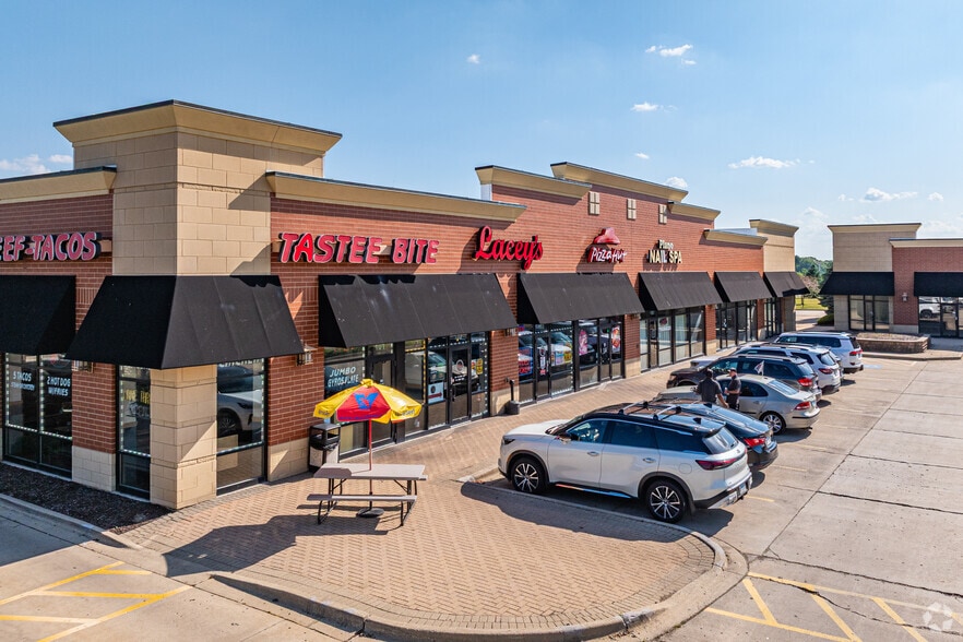 7000 Burroughs Ave, Plano, IL for lease - Primary Photo - Image 1 of 1
