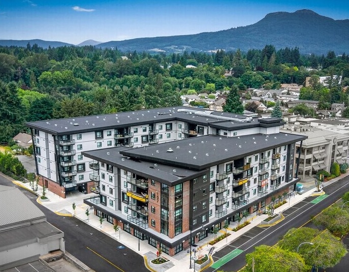 107 Evans St, Duncan, BC for sale - Building Photo - Image 2 of 42