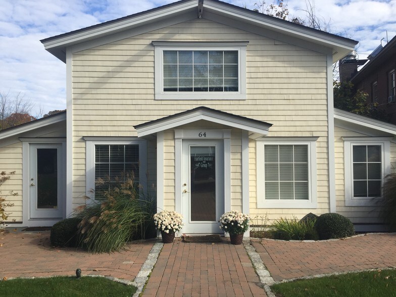 64 Huntington St, Shelton, CT for sale - Primary Photo - Image 1 of 1