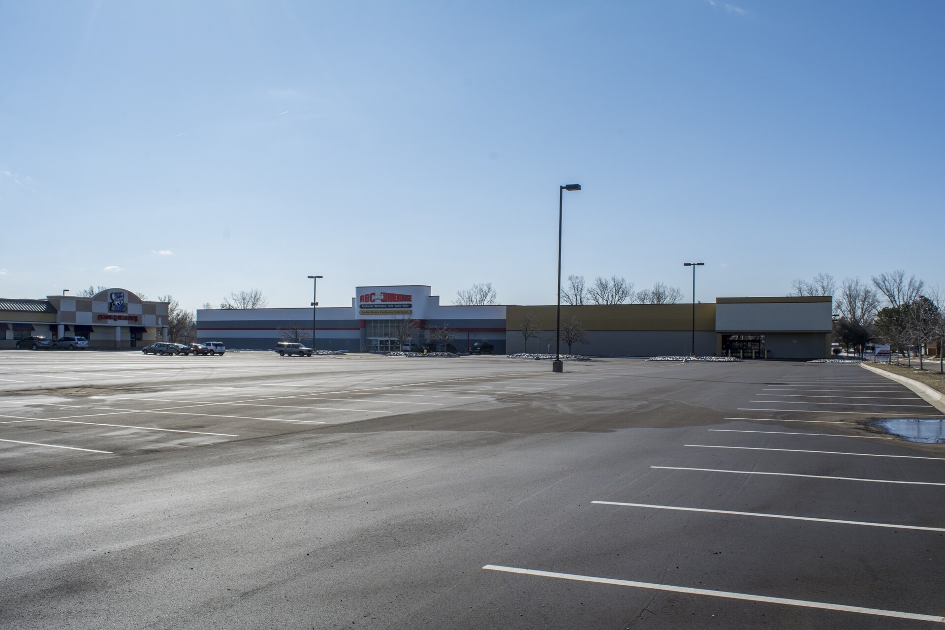 5415-5503 W Saginaw Hwy, Lansing, MI for sale Building Photo- Image 1 of 1
