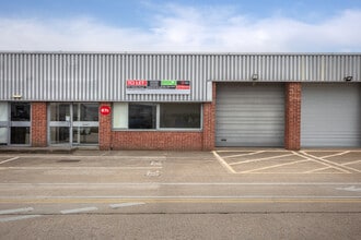 87C Whitby Rd, Slough for lease Building Photo- Image 1 of 2