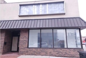 821 Washington Ave, Bay City MI - Retail Space