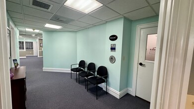 506 SW Federal Hwy, Stuart, FL for lease Interior Photo- Image 1 of 5