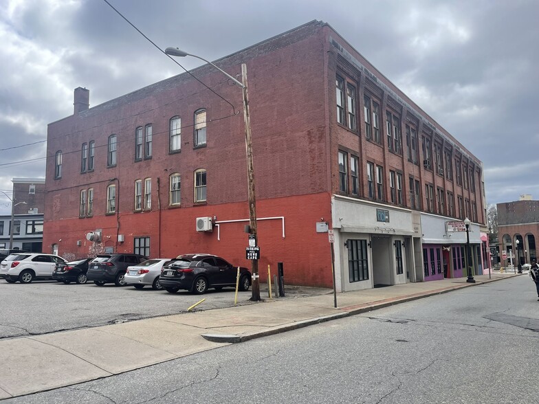 21-25 Broad St, Pawtucket, RI for sale - Building Photo - Image 3 of 17