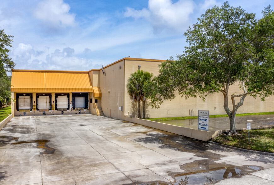 2701 75th St N, Saint Petersburg, FL for sale - Building Photo - Image 2 of 7