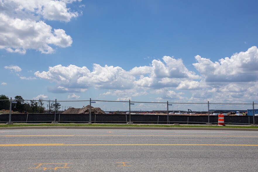 7025 Tradepoint Ave, Baltimore, MD for lease - Construction Photo - Image 2 of 4