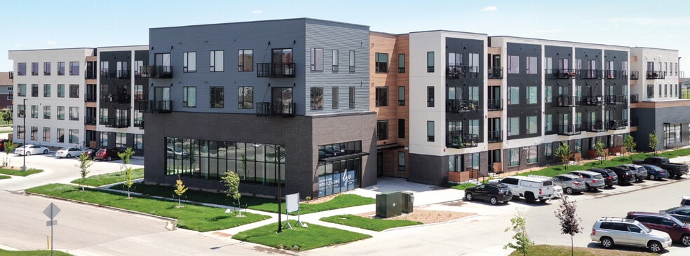 2850 Uptown Way S, Fargo, ND for lease - Building Photo - Image 2 of 2