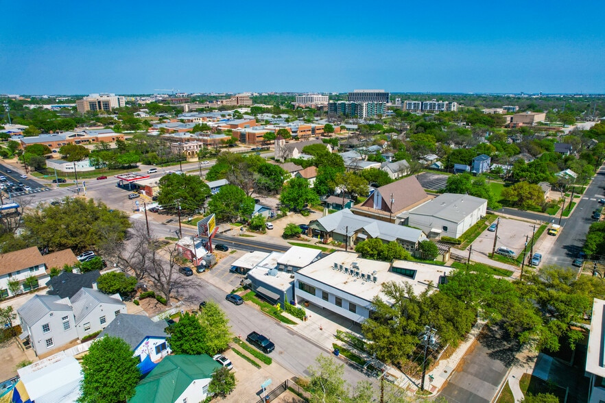 4408-4412 Medical Pky, Austin, TX for sale - Building Photo - Image 3 of 16