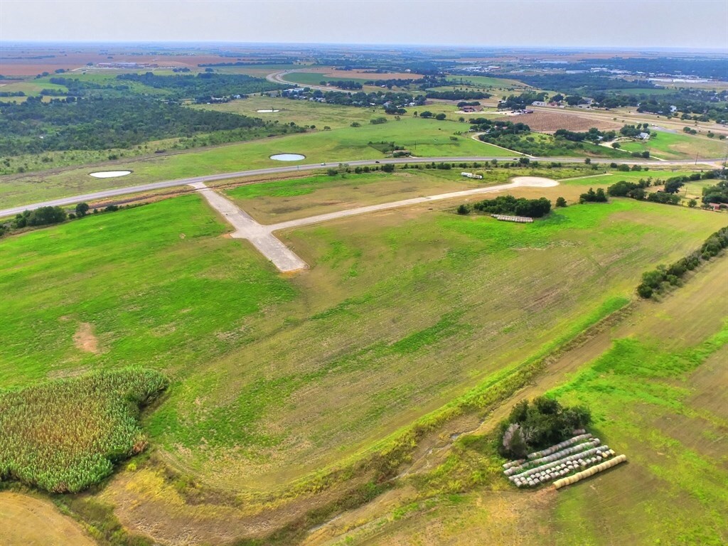Industrial Dr, Taylor, TX for sale Building Photo- Image 1 of 1