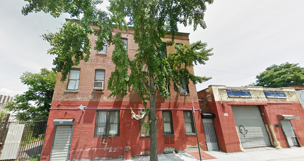 435 E 166th St, Bronx, NY for sale - Building Photo - Image 1 of 1