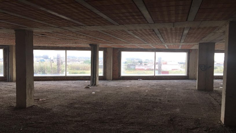 Calle Cartagena, 41, La Línea de la Concepción, CAD 11300 -  -  - Interior Photo - Image 1 of 2