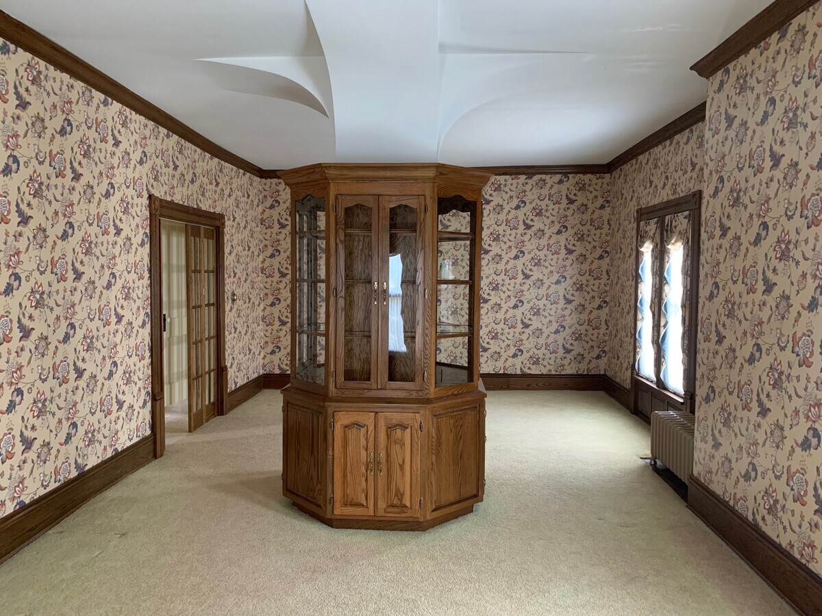 525 Claremont Ave, Ashland, OH 44805