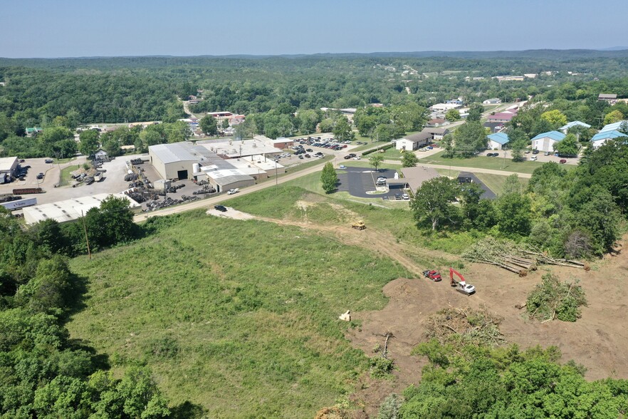 Purcell Dr, Potosi, MO for sale - Building Photo - Image 1 of 9