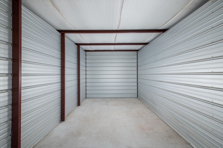 688 Hwy 70 Otway, Beaufort, NC for lease - Interior Photo - Image 3 of 11