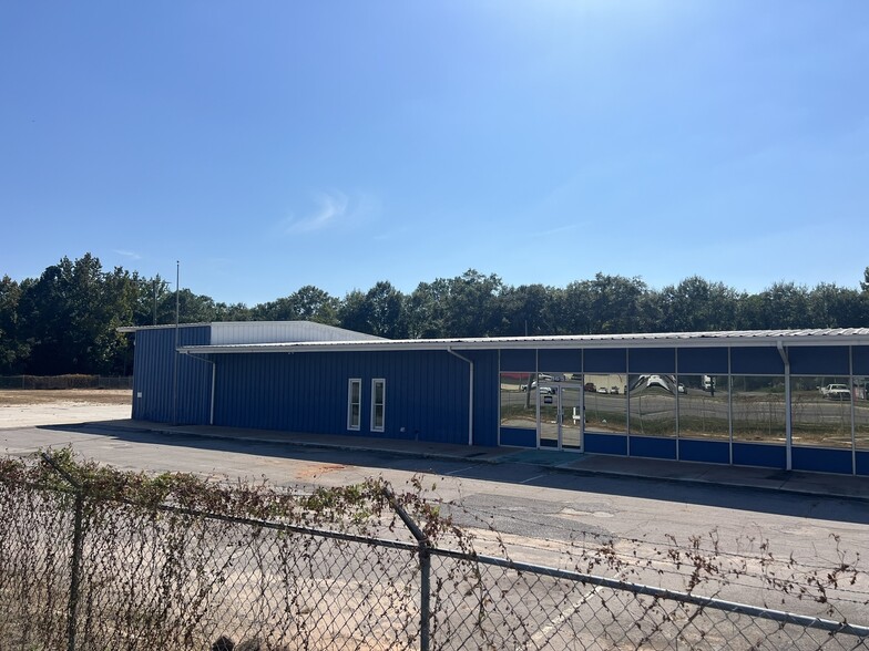 8653 Pensacola Blvd, Pensacola, FL for sale - Building Photo - Image 2 of 22