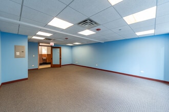 134 N LaSalle St, Chicago, IL for lease Interior Photo- Image 2 of 4