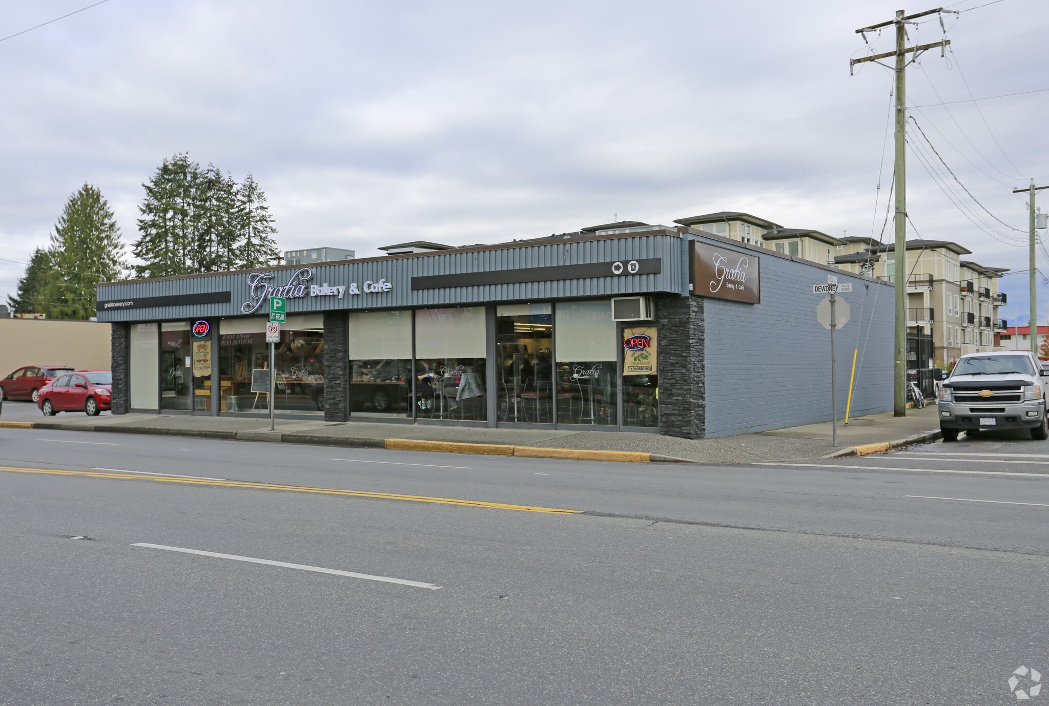 22225 Dewdney Trunk Rd, Maple Ridge, BC for sale Primary Photo- Image 1 of 1