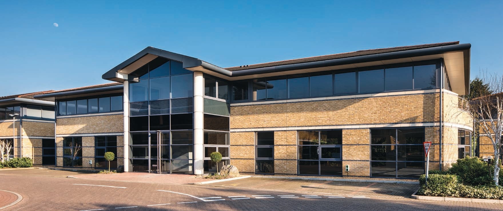 Wycombe Ln, Wooburn Green for sale Primary Photo- Image 1 of 1