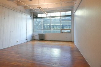 3131 Western Ave, Seattle, WA for lease Interior Photo- Image 2 of 3