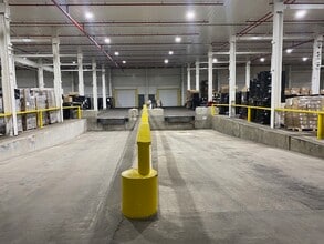 701 & 703 Schrader Drive, Evansville, IN for lease Interior Photo- Image 1 of 7