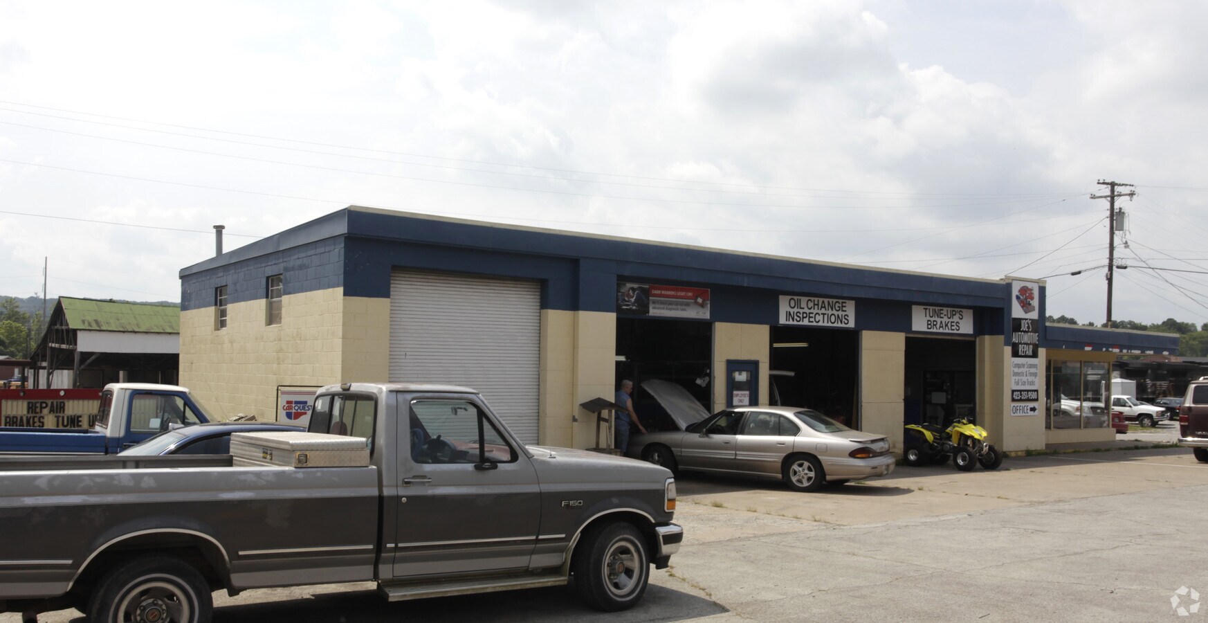 702 N Main St, Sweetwater, TN 37874