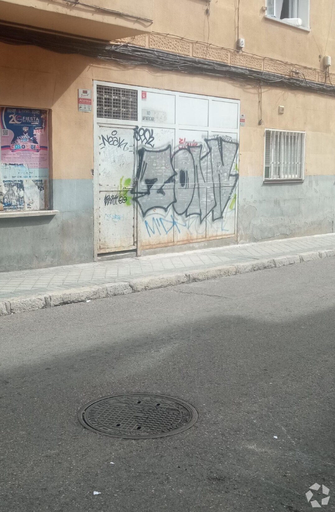 Multifamily in Madrid, Madrid for sale Interior Photo- Image 1 of 2