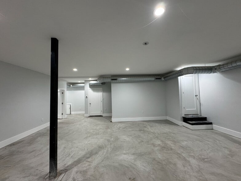 614-616 W Jefferson St, Philadelphia, PA for lease - Interior Photo - Image 2 of 7