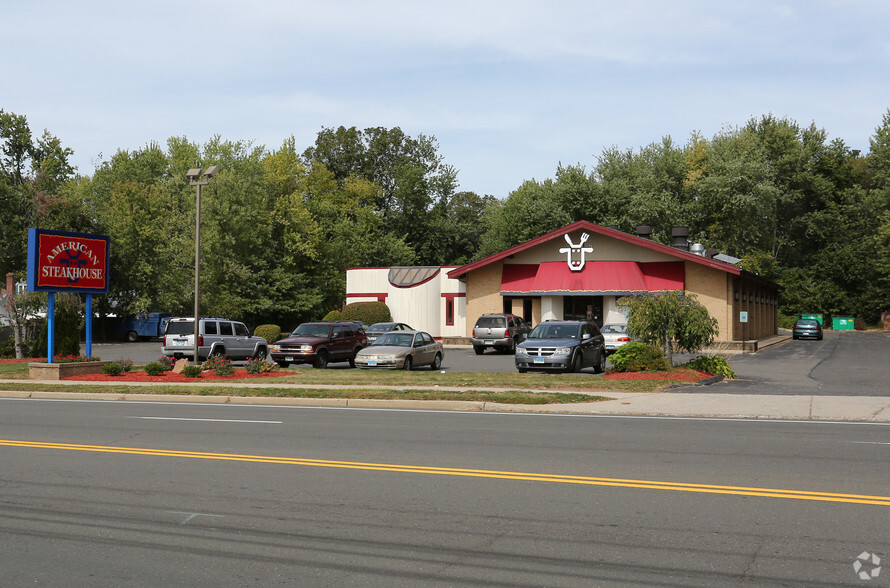 1170 E Main St, Meriden, CT for sale - Building Photo - Image 3 of 5