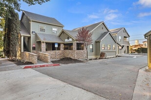 621-627 13th St, Modesto CA - Office Space